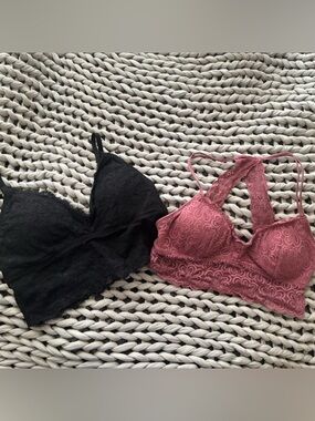 Pair of black & pink bralettes - S